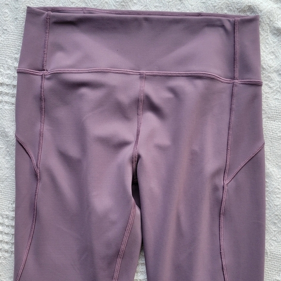 Lululemon In Movement Crop Athletic Sporty Legging *Everlux 19" Smoked Mulberry - Picture 4 of 11